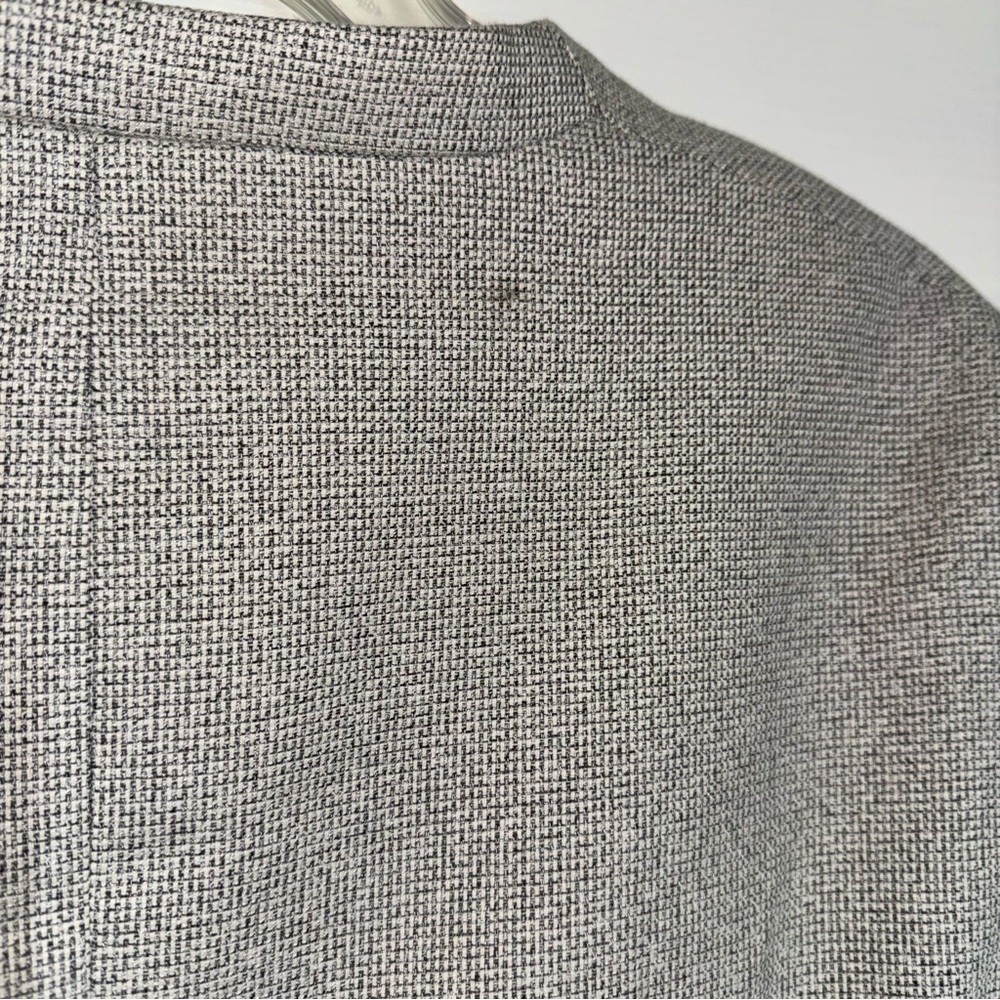 H&M Light Gray Women's Blazer with Ruched Sleeves size XL - Picture 8 of 9